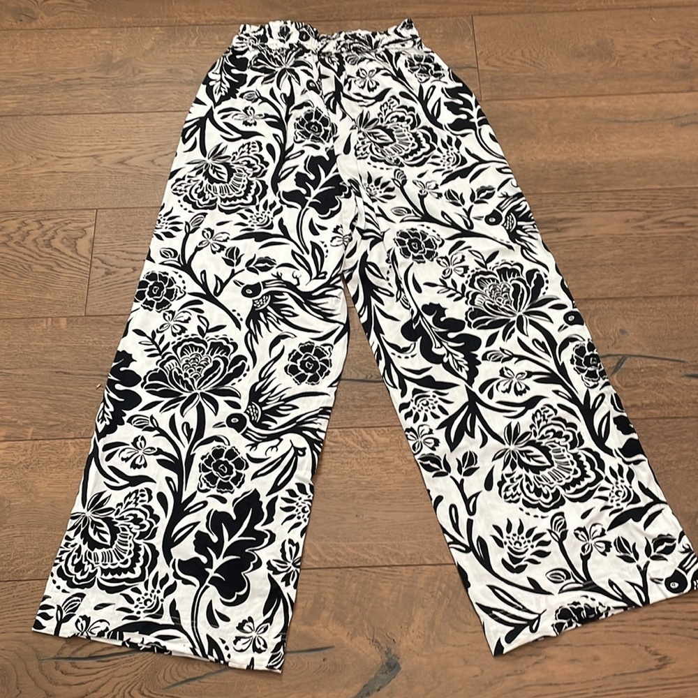 Knox Rose Floral Black and White Wide-Leg Summer Beach Pants XS Elastic Waist - Picture 4 of 6